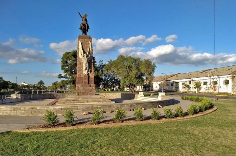 Paseos guiados por parques, monumentos y puentes